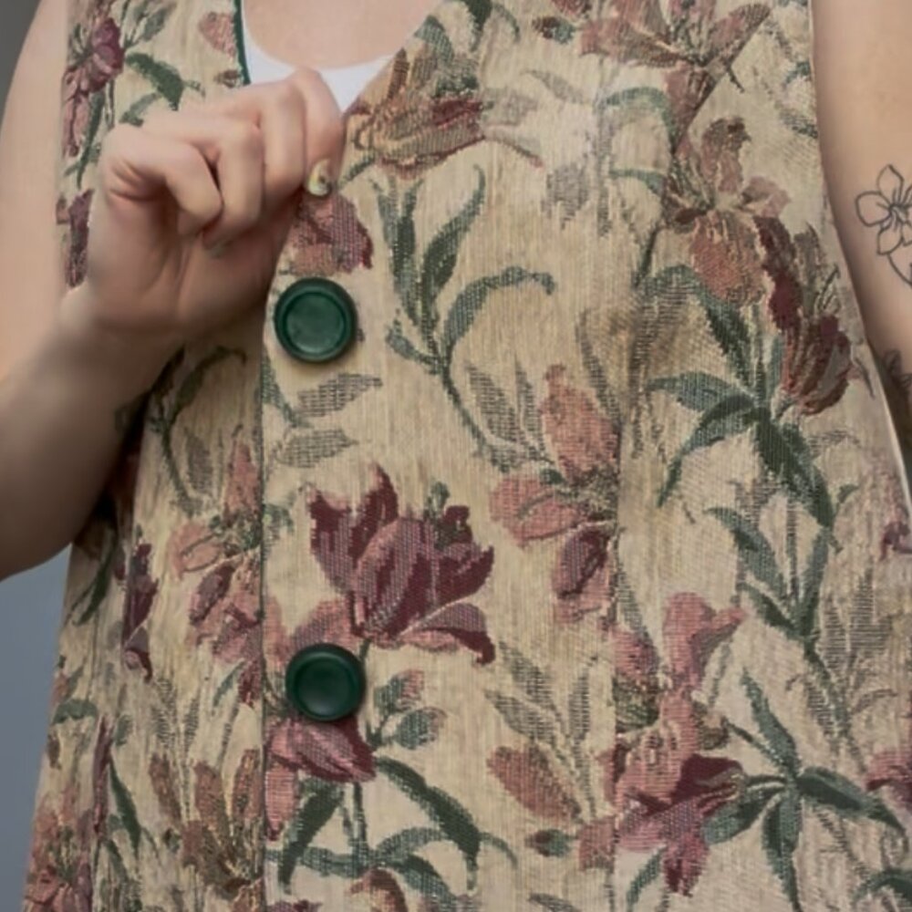 Vintage Plus Size Floral Vest - Picture 4 of 8
